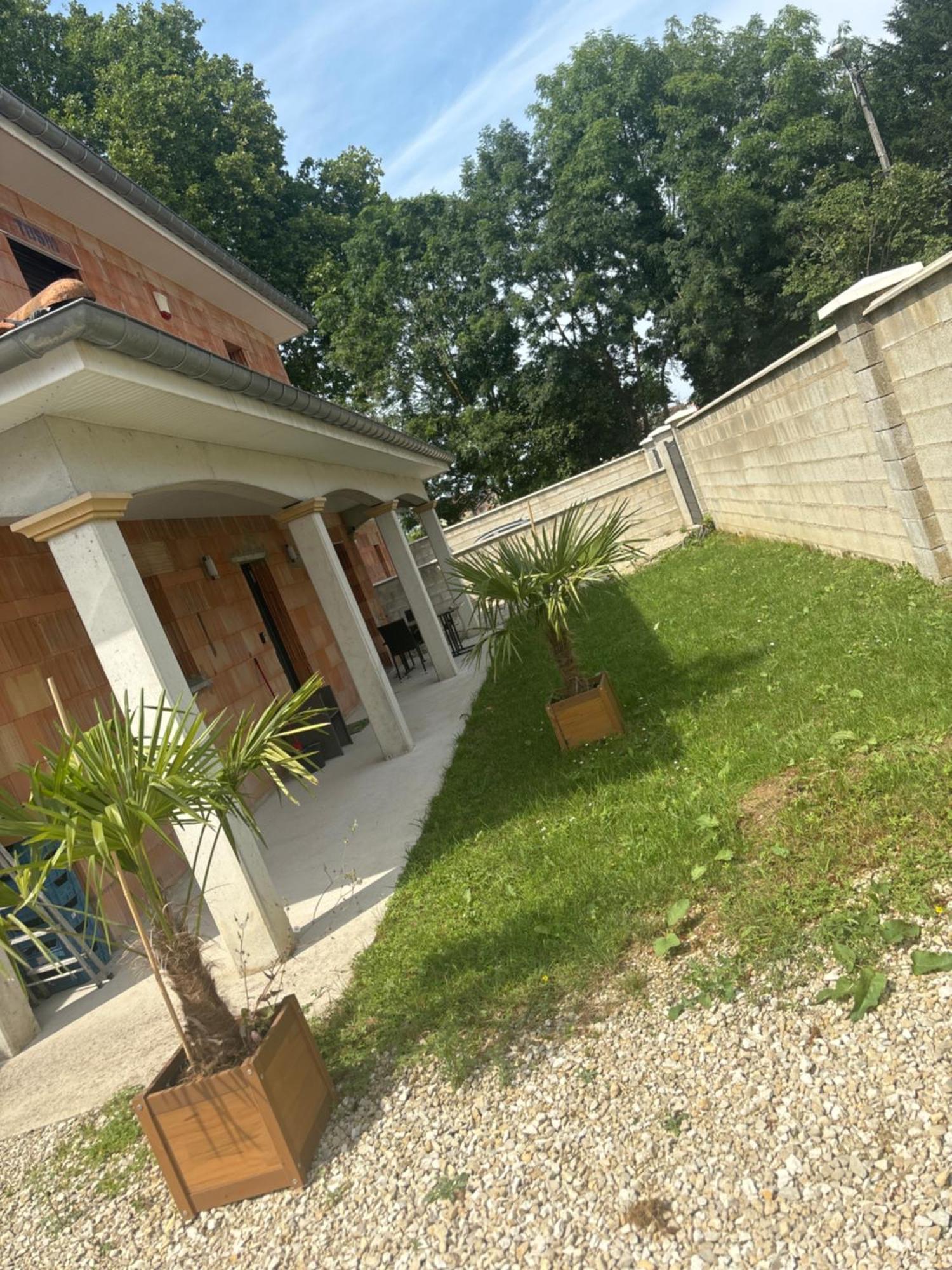 Lg1 Apartment Saint-Dizier Bagian luar foto